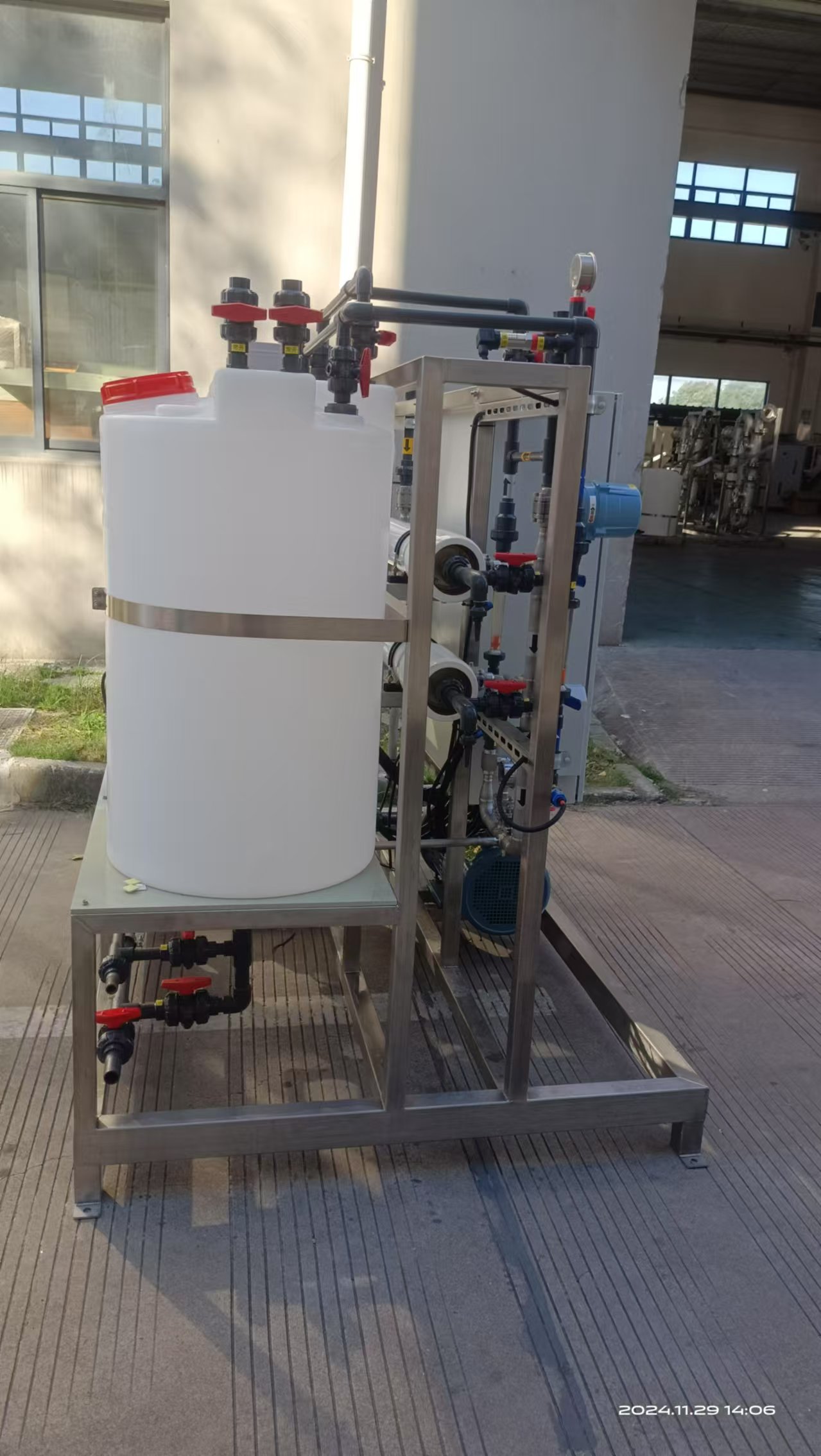 리튬 배터리 뱅크 및 원격 부족 커뮤니티 키트를 갖춘  - Wind Solar Hybrid Kit 리뷰 및 가격